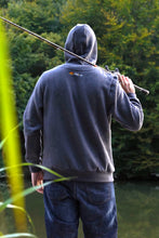 Lade das Bild in den Galerie-Viewer, Fishr Hoodie - Grau
